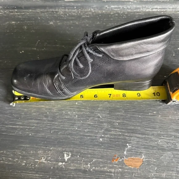 Vintage Black Leather Lace Up Ankle Boots - Picture 6 of 13